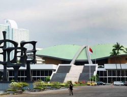 Perintah Ketua DPR Larang Tamu Lewat Gerbang Depan, Ketua IPW: Ada Diskriminasi Perlakuan pada Warga Negara